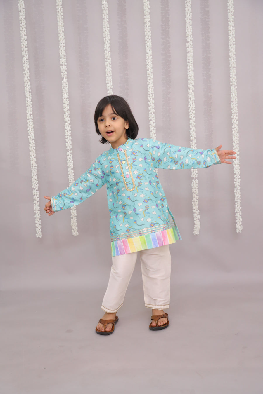 Sky blue kite print kurta set