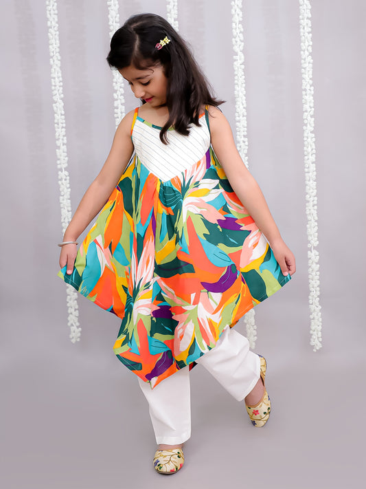 Parrot print strap dress