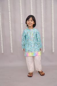 Sky blue kite print kurta set