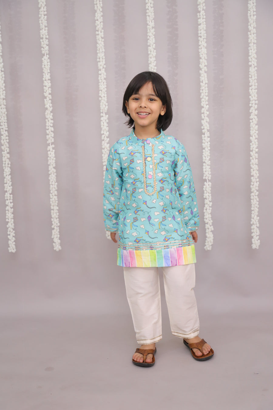 Sky blue kite print kurta set