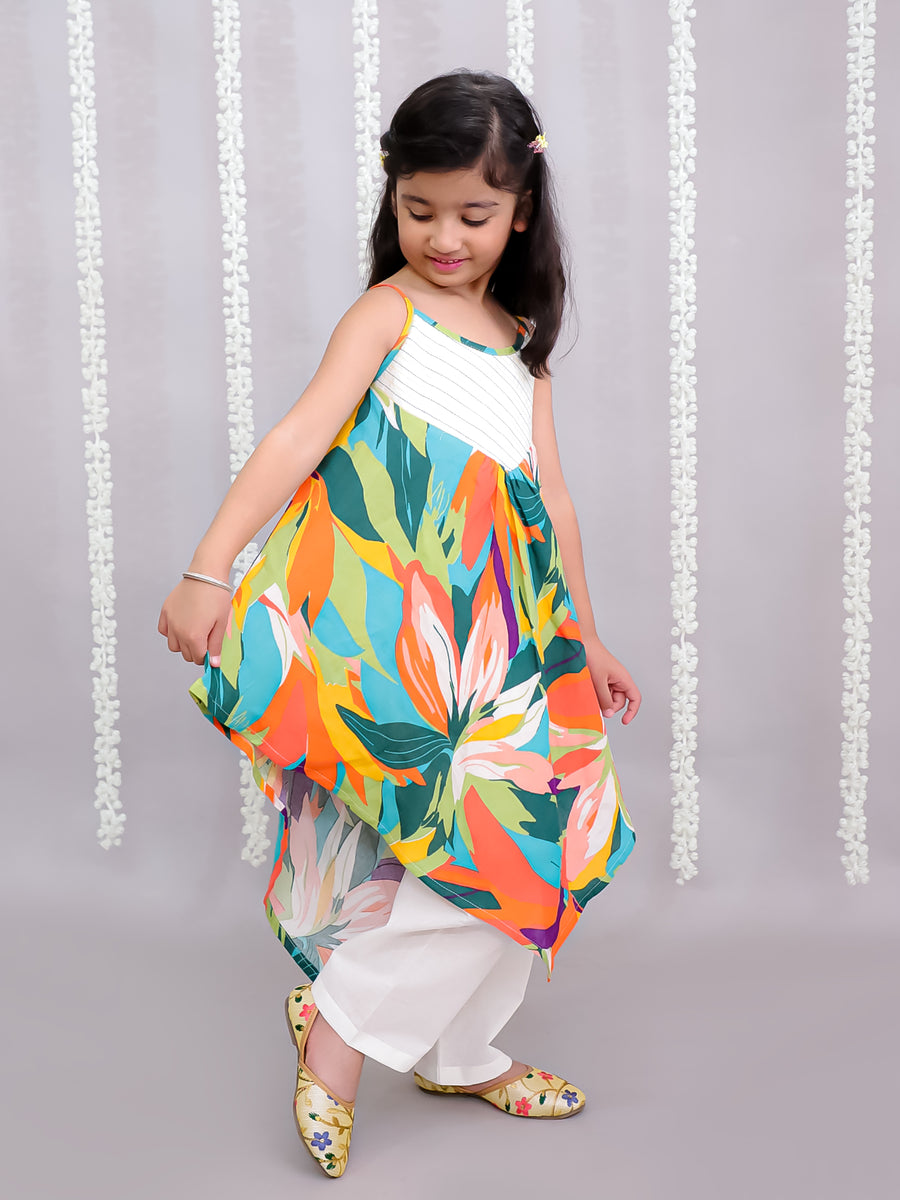 Parrot print strap dress